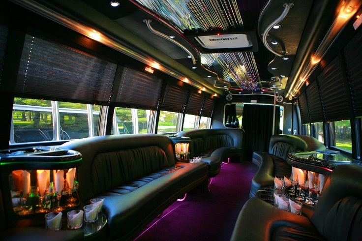 image is showing a Limousine in Los Angeles