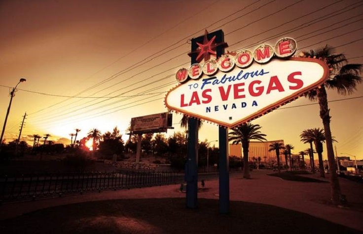 image is showing las vegas sign